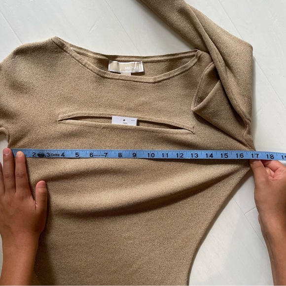 NWT Michael Kors Formfitting Long Sleeved Gold Y2K Knit Midi Dress, size Small - Picture 11 of 16